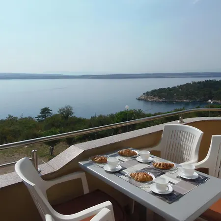 Apartament Pool Near The Beach - Dramalj