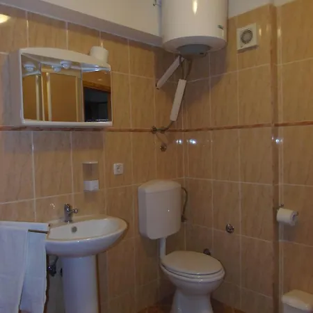 Apartament Pool Near The Beach -
