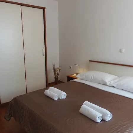 Apartament Pool Near The Beach -