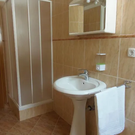 Apartament Pool Near The Beach - *