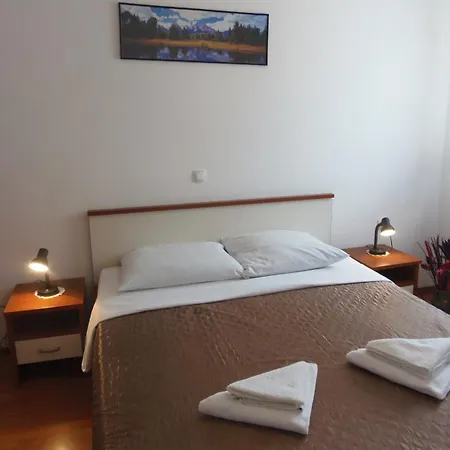 Apartament Pool Near The Beach -